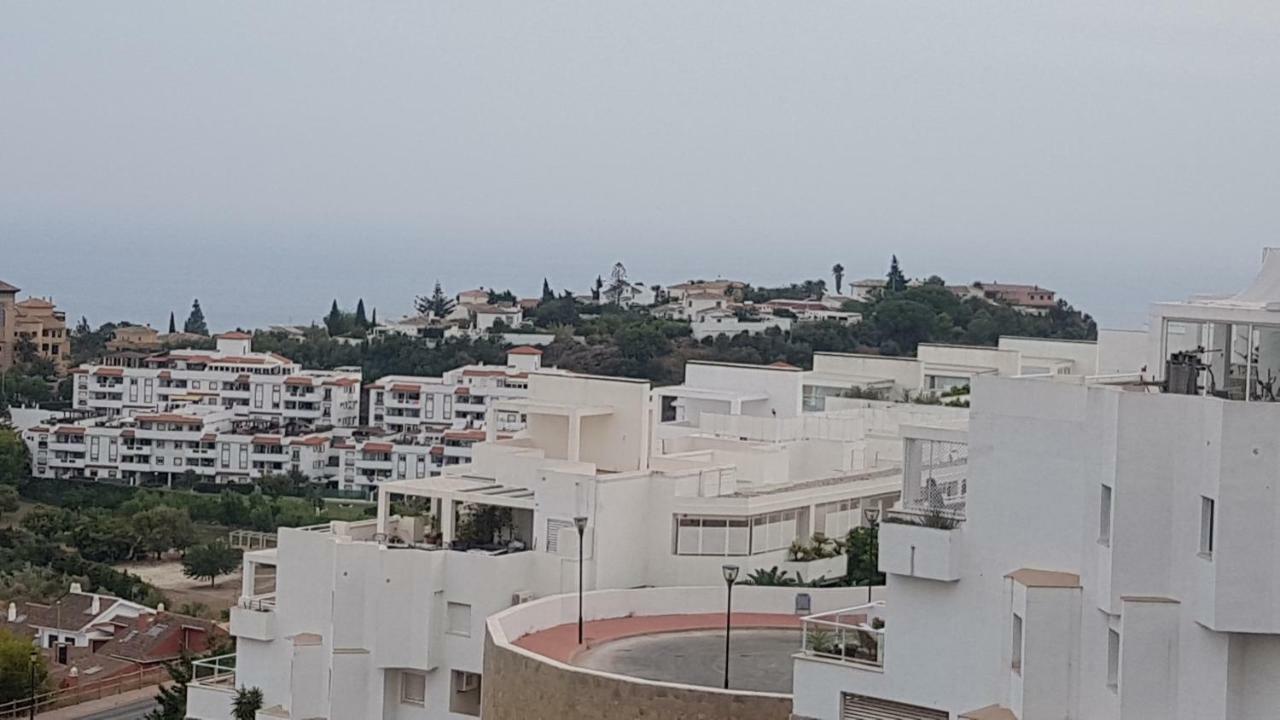 Excelente habitación en bonita y tranquila casa en Benalmadena pueblo Apartamento Exterior foto